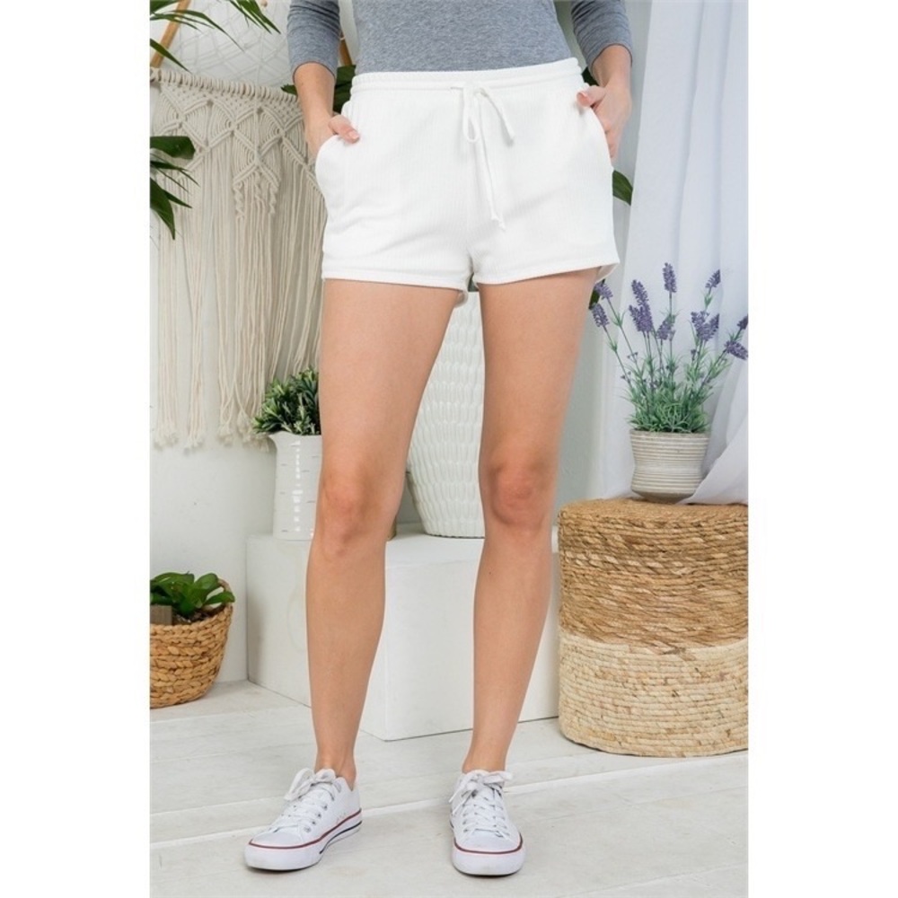 STRETCHY IVORY CASUAL LOUNGE SHORTS - Picture 7 of 8
